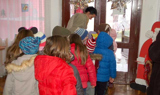 Új játszótereket kaptak az óvodák Szenttamáson 2ö15. december 28. képek